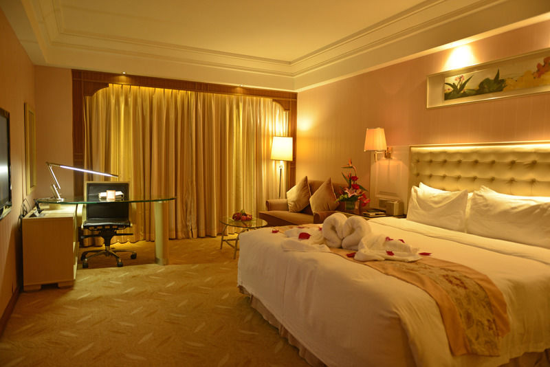 Vili International Hotel Guangzhou Exteriör bild