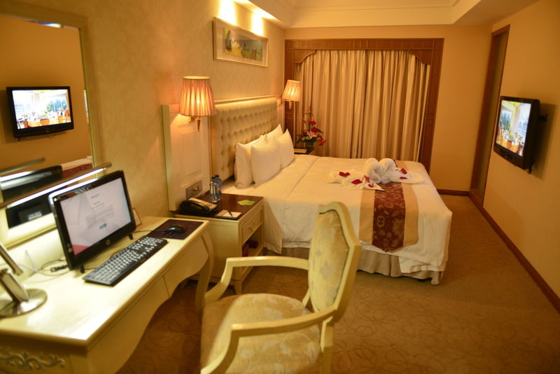 Vili International Hotel Guangzhou Exteriör bild