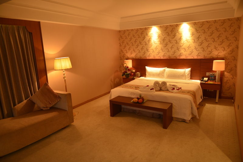 Vili International Hotel Guangzhou Exteriör bild