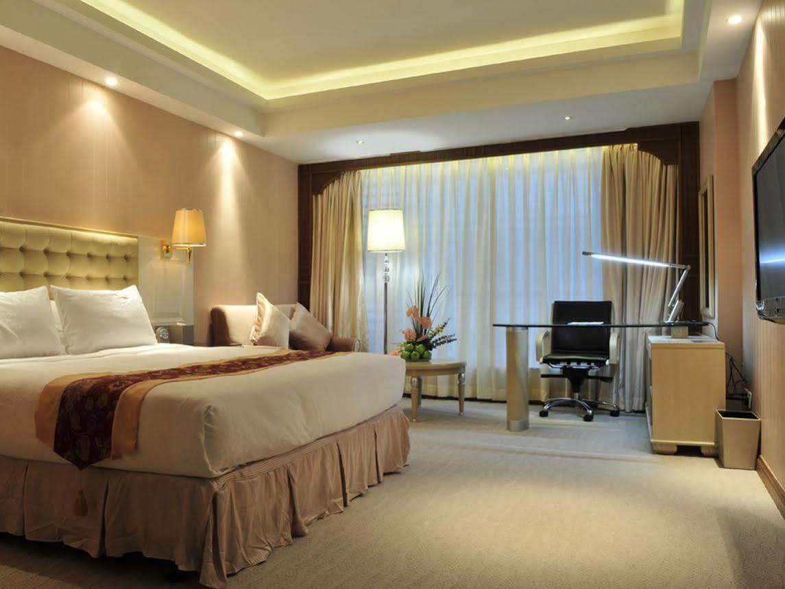 Vili International Hotel Guangzhou Exteriör bild